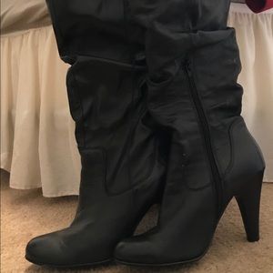 Heeled boots